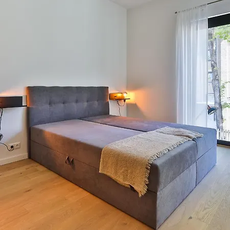 Dream Stay - Modern Apartments In City Centre Талин Екстериор снимка