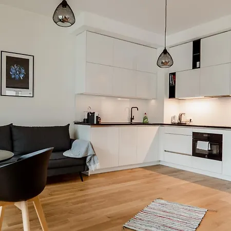 Dream Stay - Modern Apartments In City Centre Талин Екстериор снимка