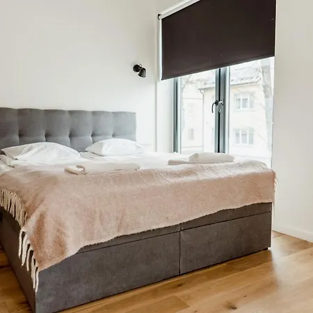 Dream Stay - Modern Apartments In City Centre Талин Екстериор снимка