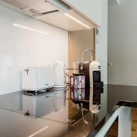 Dream Stay - Modern Apartments In City Centre Талин Екстериор снимка