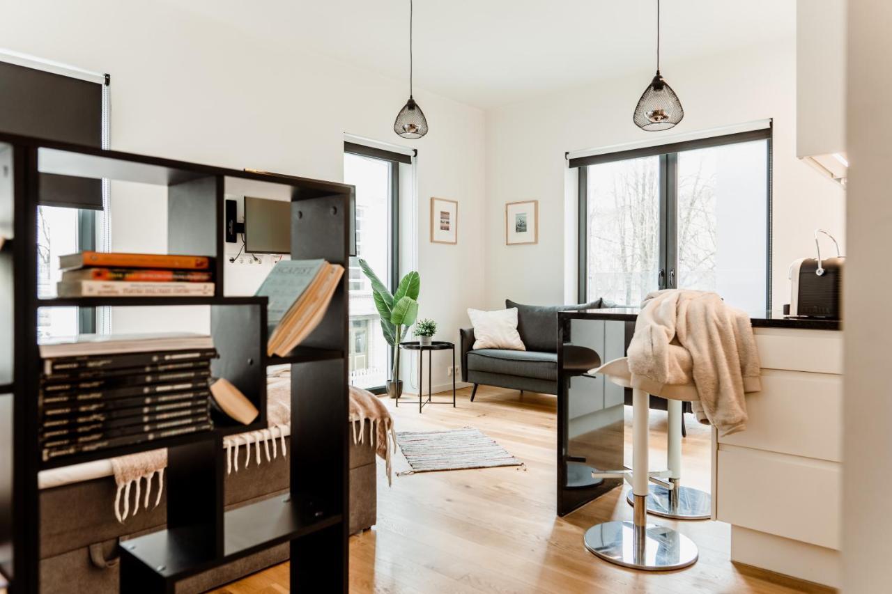 Dream - Modern In Centre
